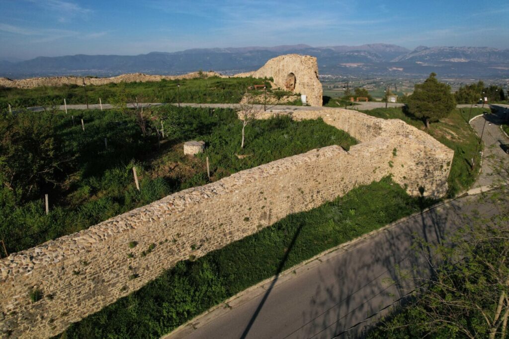 Nga kalaja dallohen malet Krujë-Dajt Foto: Media Amfora