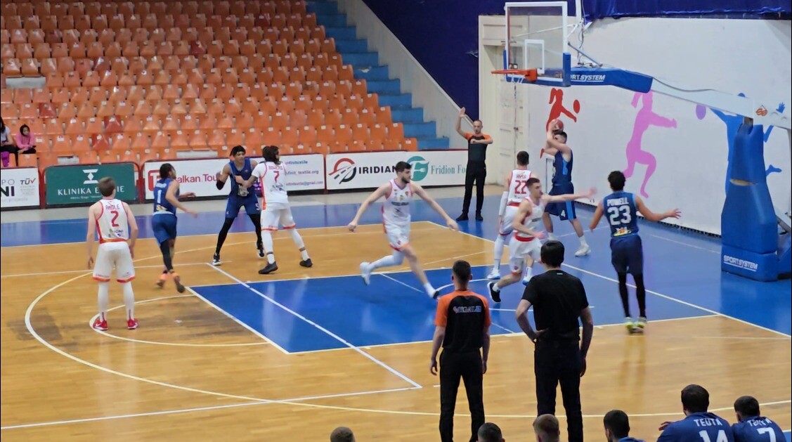 Pamje nga ndeshja e zhvilluar mes Besëlidhjes dhe Teutës. Foto Media Amfora