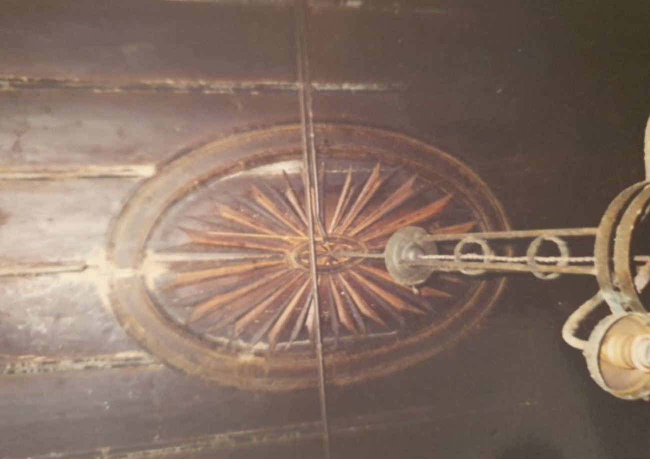 Detaje nga tavani i "divanhanes". Foto: Ark. Mikel Nushi
