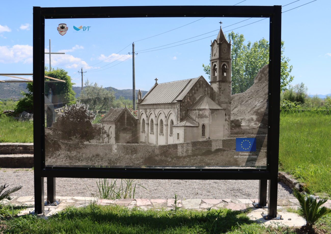 Projeksion i Kishës së Shën Mërisë në Vaun e Dejës, e shembur gjatë regjimit komunist. Foto Media Amfora
