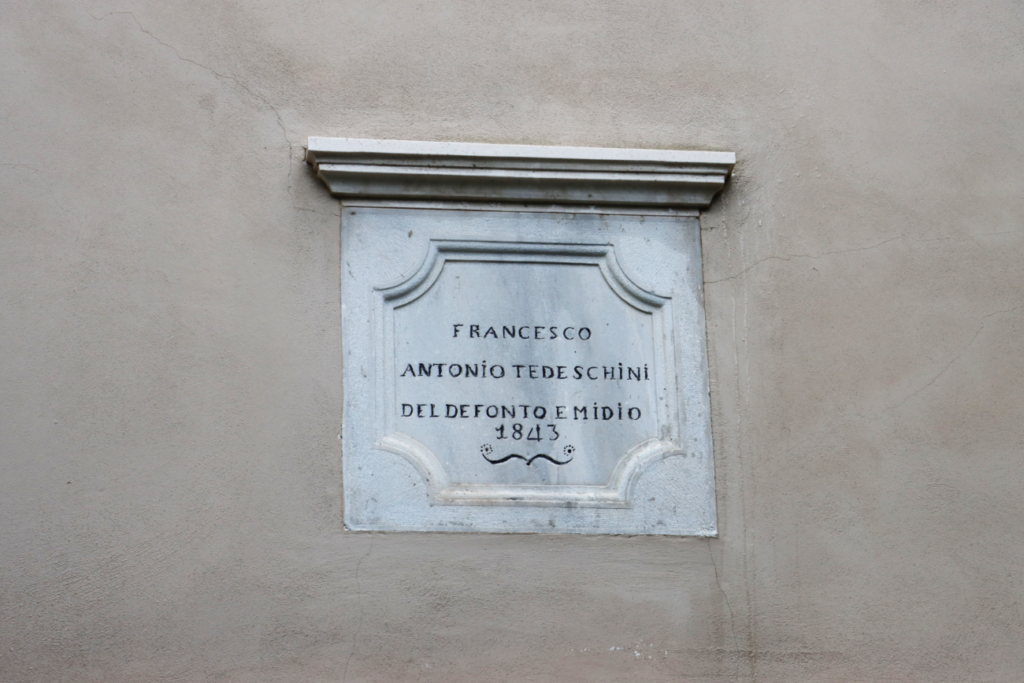 Mbishkrimi në banesën e familjes Tedeskini. Foto: Media Amfora 