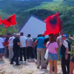 Protesta në kodrën e Gjirit të Kakomesë. Foto për Amfora.al nga bashkëpunëtorët e saj në Sarandë