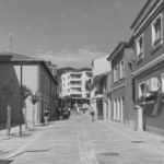 Foto bardhezi nga rruga "Naim Frashëri" pas rikonstruksionit/ Media Amfora